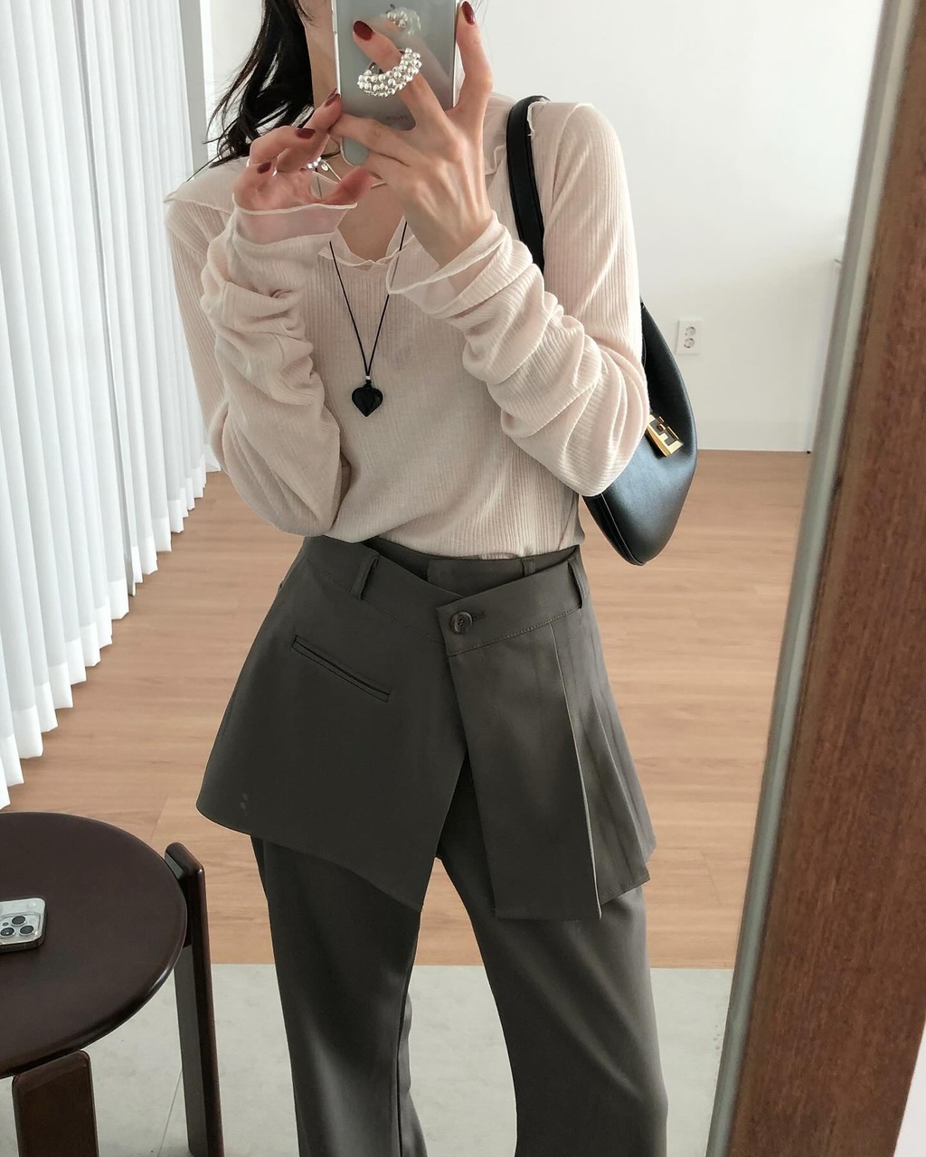 럼비 여성 여름 레이어드 이너 시스루 오픈카라 프릴 티셔츠 - 상세 이미지 2