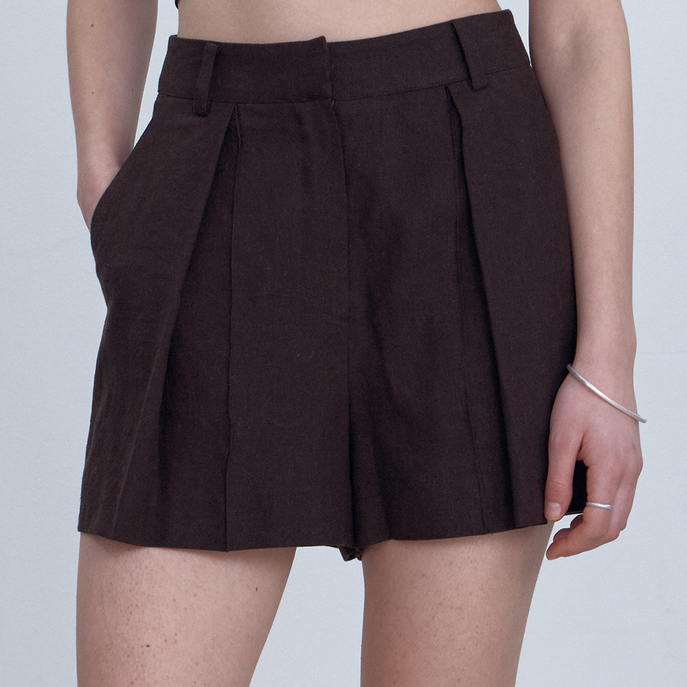 드팜므 린넨 원턱 숏 팬츠 브라운 - 상품 이미지