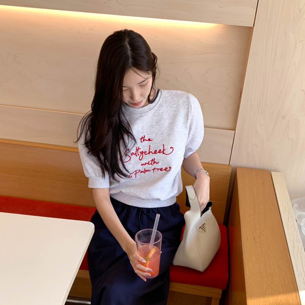 베레티 레터링 자수 퍼프 반팔 맨투맨 티셔츠 - 상세 이미지 4