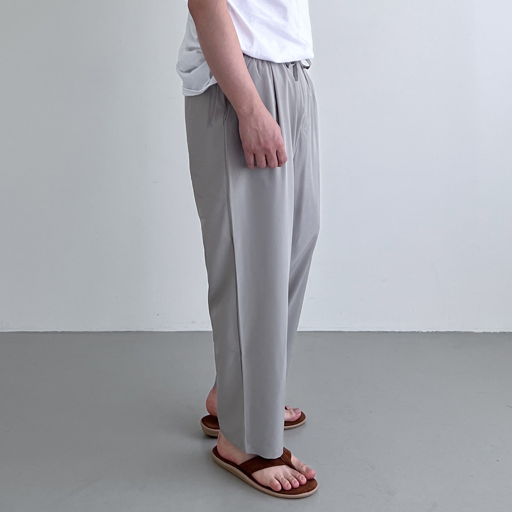 1+1 남자여름슬랙스 남성냉장고바지 쿨슬랙스 벌룬팬츠 - 상세 이미지 2