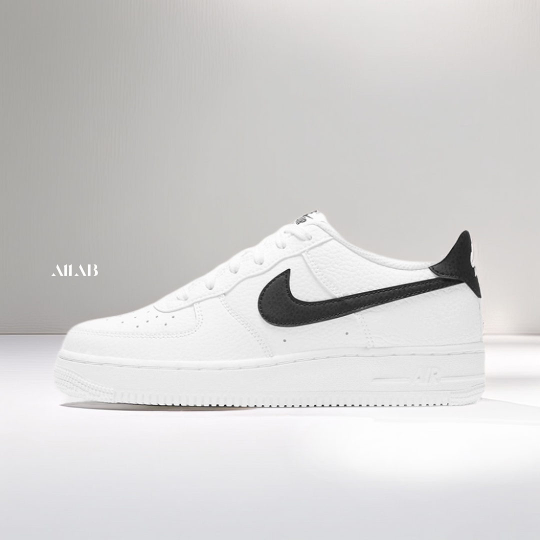 [국내매장판] 나이키 에어포스1 스니커즈 로우 커플 고등학생 남여공용 운동화 화이트블랙, 250