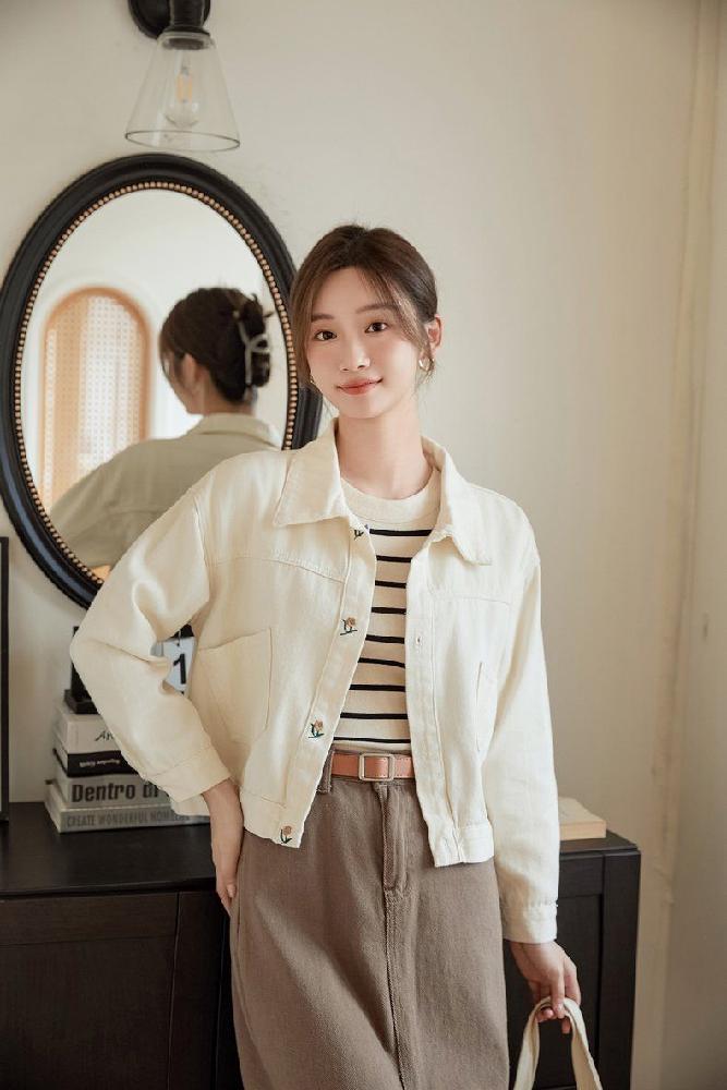 봄 가을 루즈핏 플라워 꽃 자수 단추 포인트 코튼 면 데님 자켓 청자켓 데님블루 아이보리 - 상세 이미지 4
