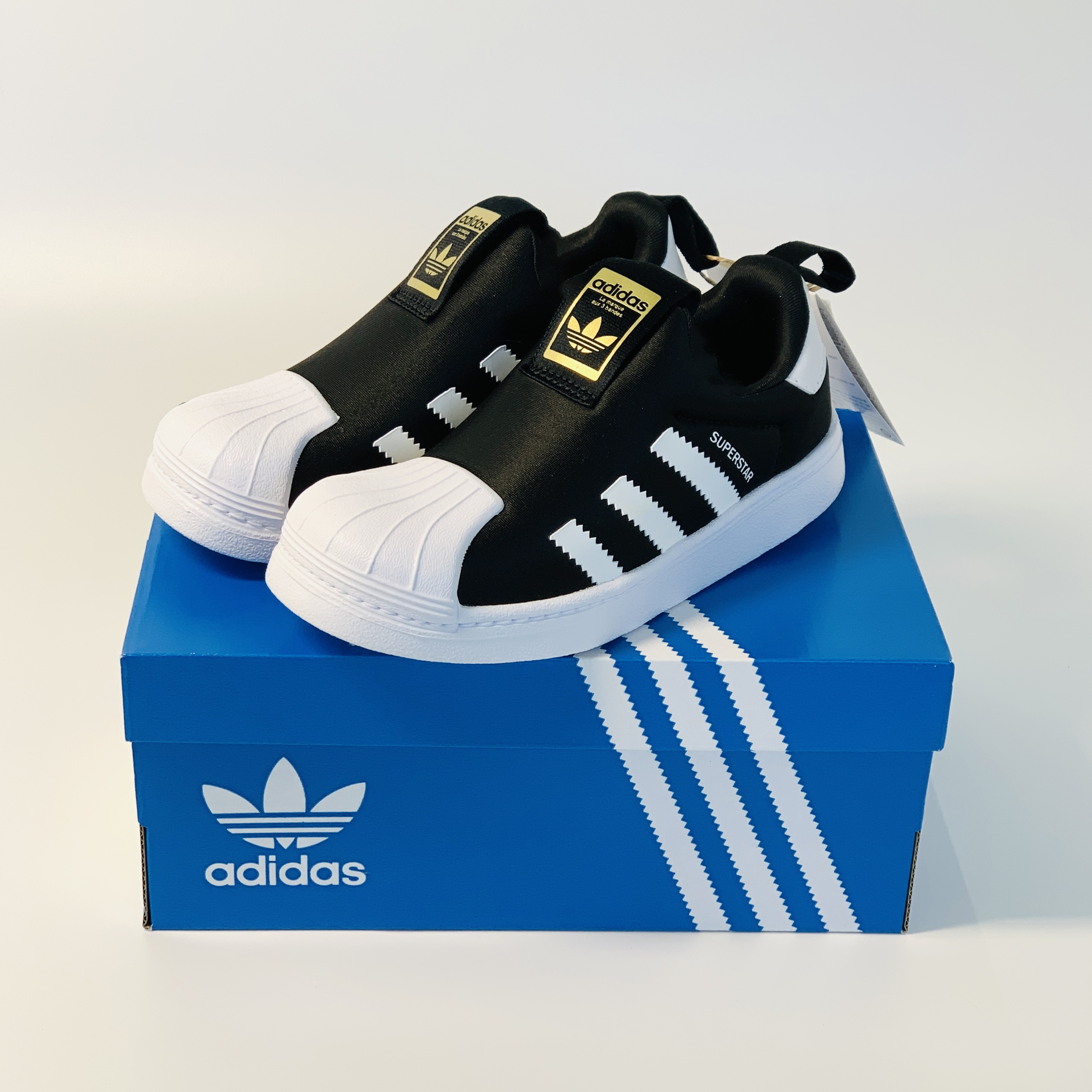 [국내매장판] 아디다스 키즈 슈퍼스타 360 유아 어린이 신발 슬립온 끈없는 운동화 블랙(오리지날), 150