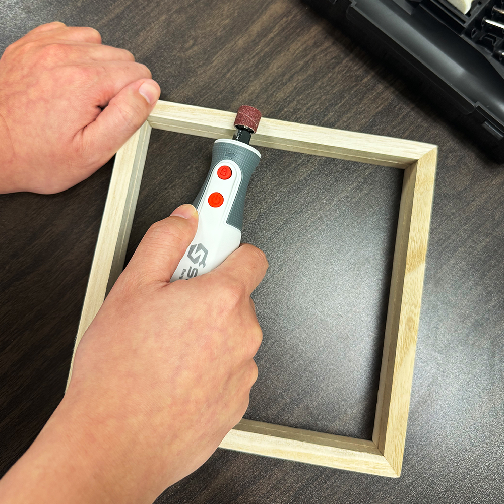 솔리드 충전그라인더 8V 미니그라인더 전동 조각기 연마기 로타리툴 S-MG08