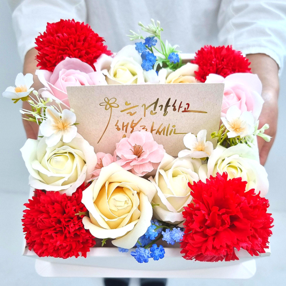 로맨틱앤 플라워 용돈박스 카네이션 반전 부모님 선물 정사각 레드