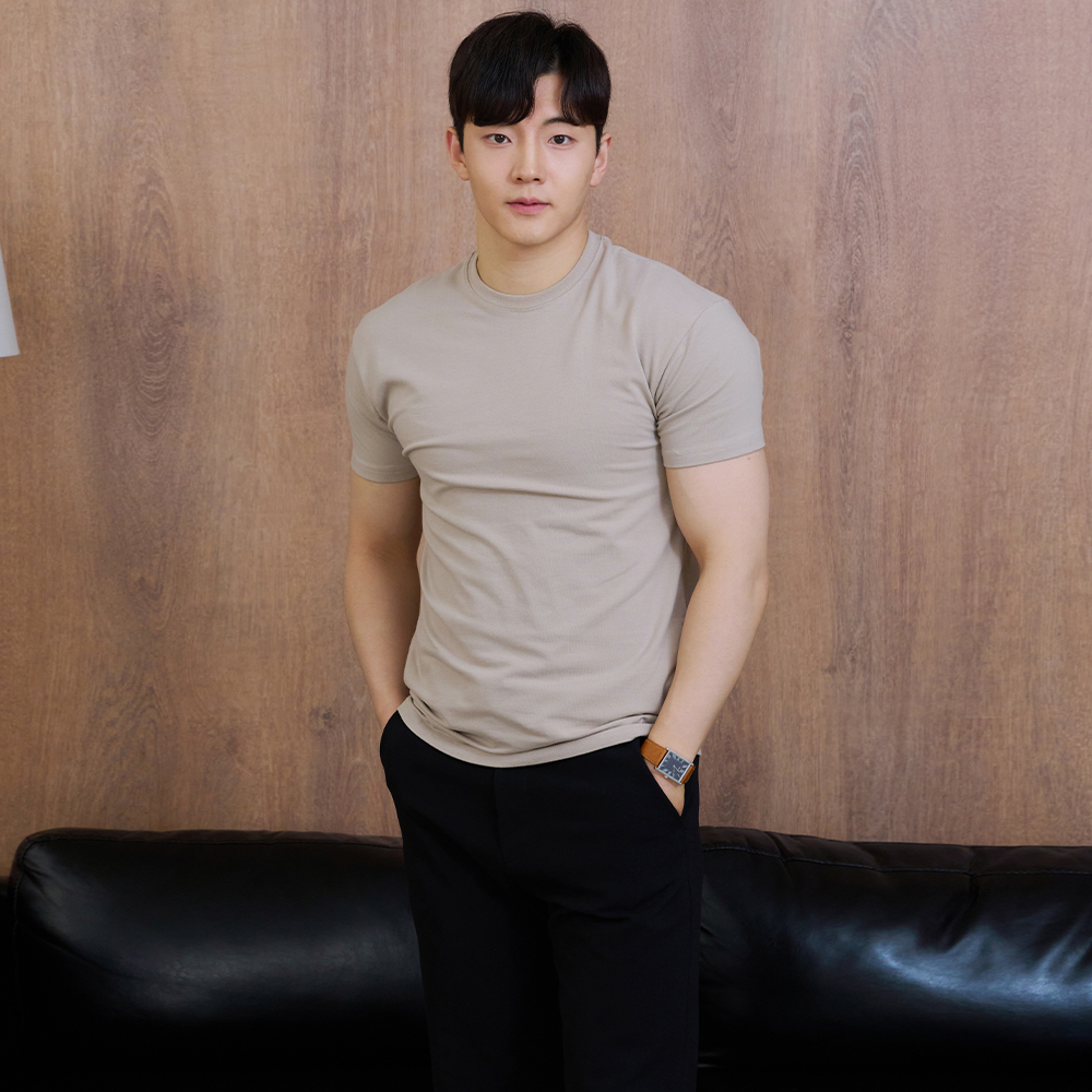 남자 머슬핏 반팔 어깨넓어보이는 무지 티셔츠 상품 이미지