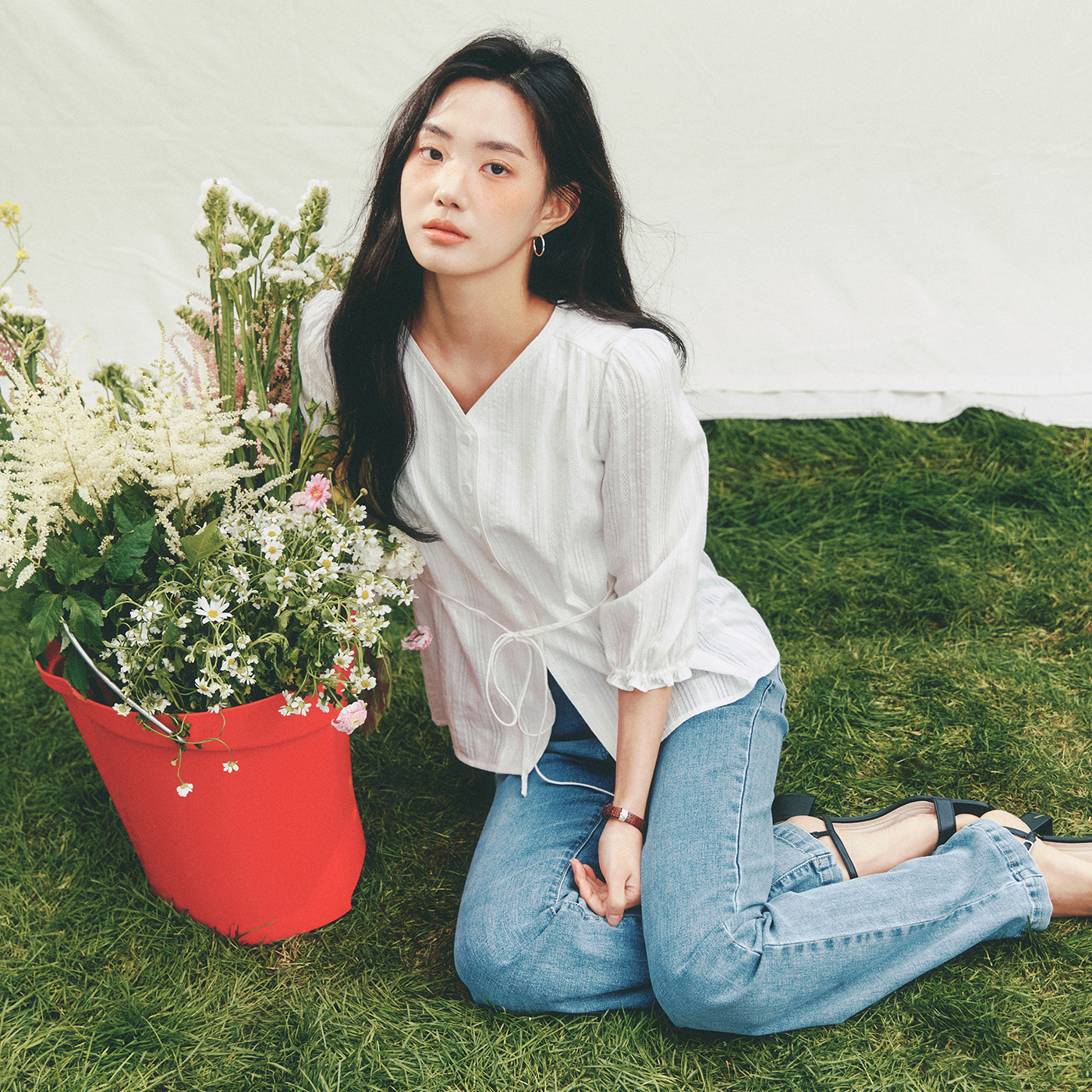 [★리오더 오픈] 로엠 브이넥 스트랩 7부 블라우스 RMBLG25NT1 이미지 3