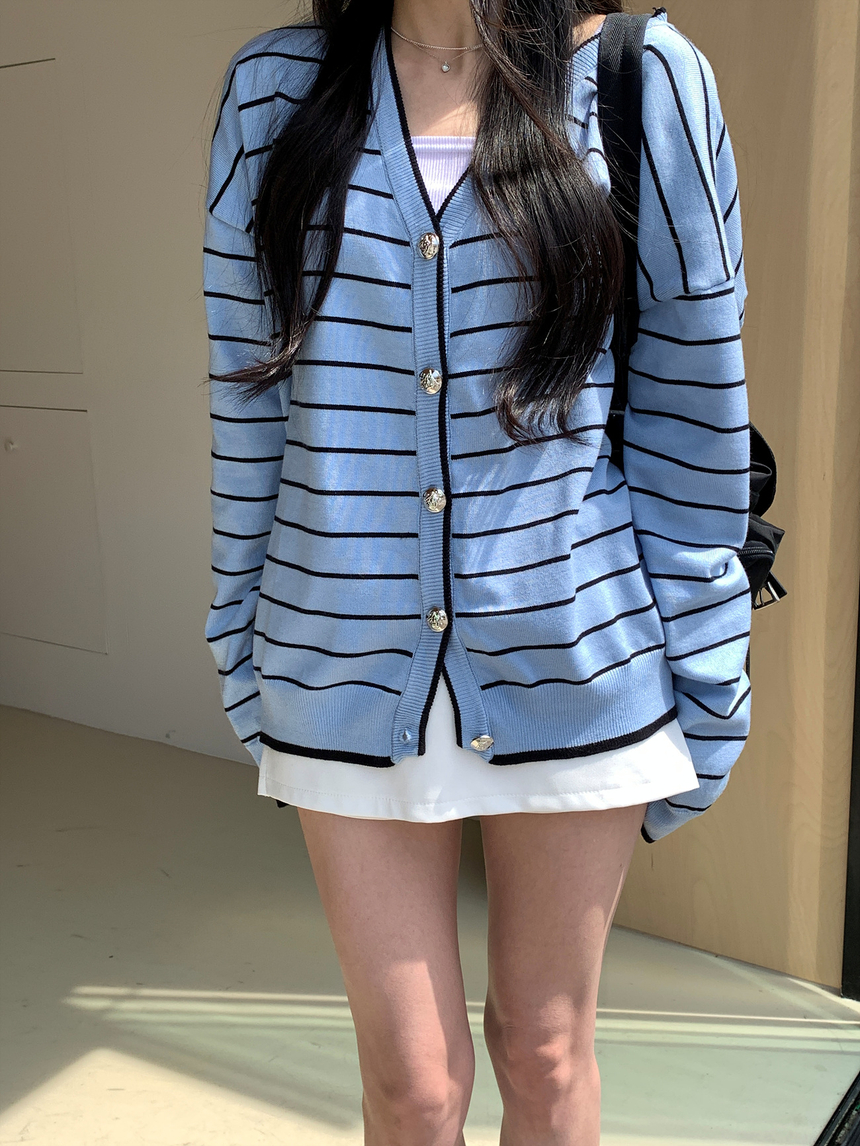 [제니룩💙] 오션 스트라이프 오버핏 가디건 상세 이미지 12