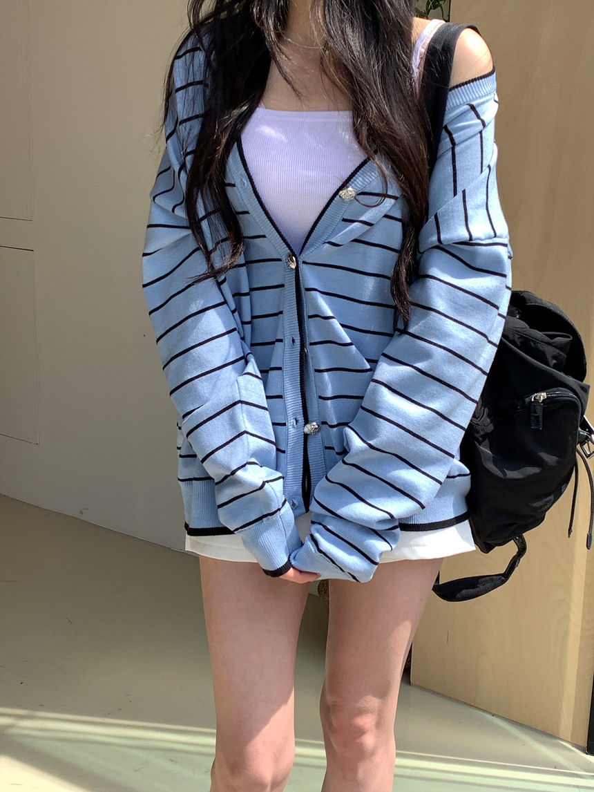 [제니룩💙] 오션 스트라이프 오버핏 가디건 상세 이미지 18