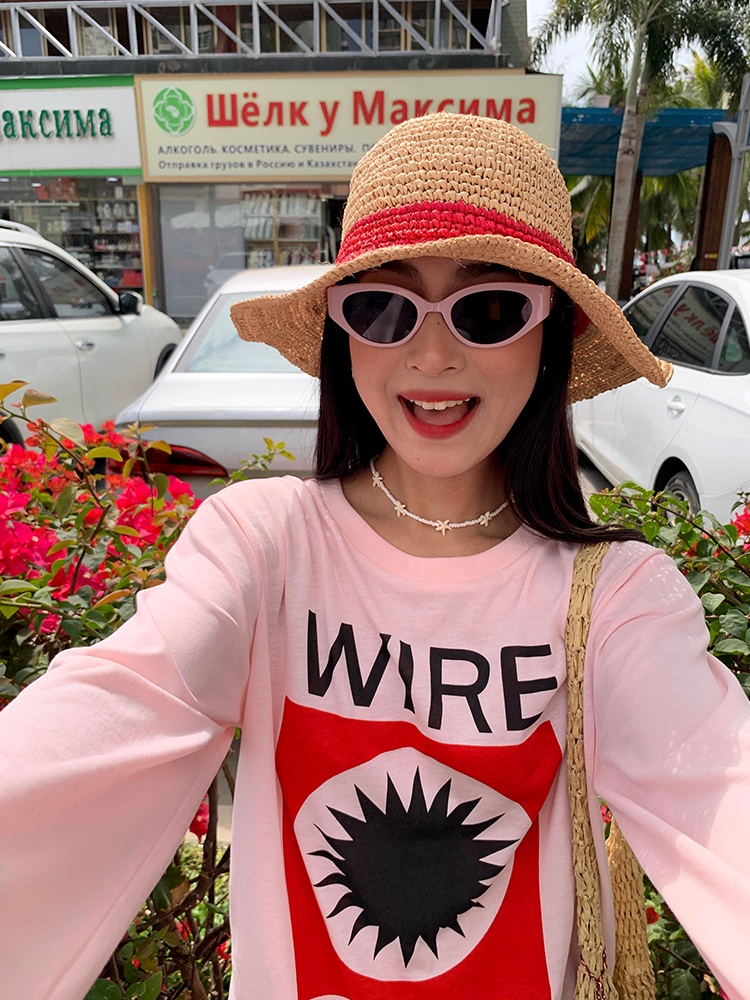 긴팔 그래픽레터링 긴팔티셔츠 라운드넥 루즈핏 원단좋은 고급 힙한 연핑크 디자인 스타일 - 상세 이미지 2