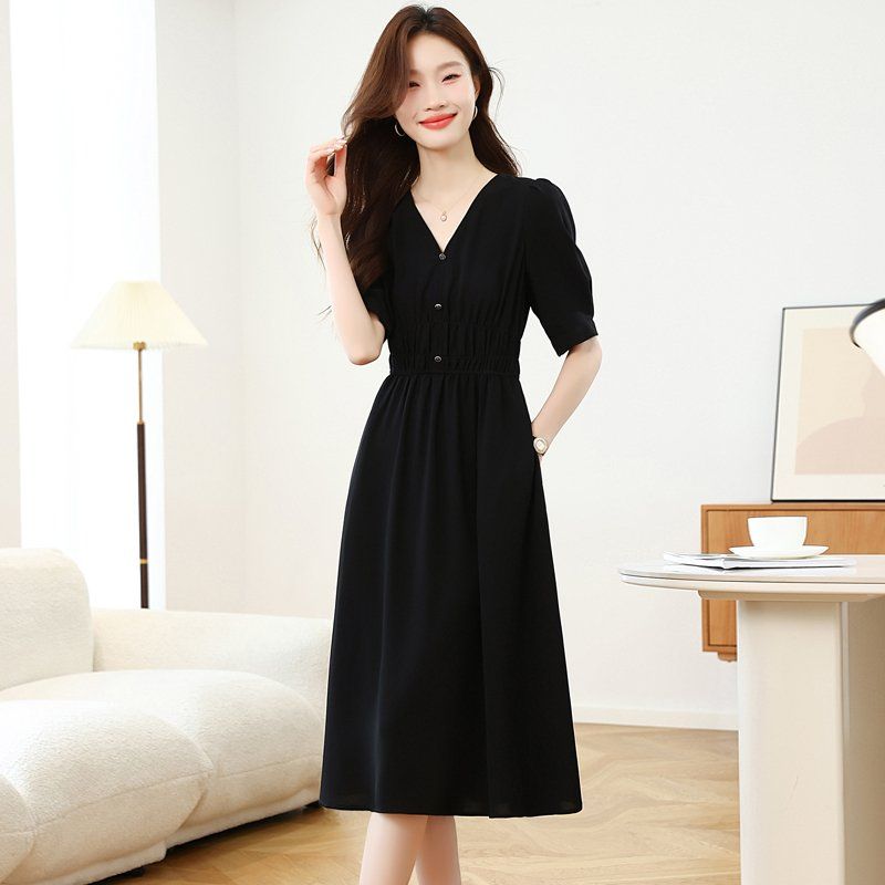 여성 브이넥 퍼프소매 반팔 원피스 허리밴딩 롱 A라인 여름 하객룩 블랙 - 상세 이미지 2