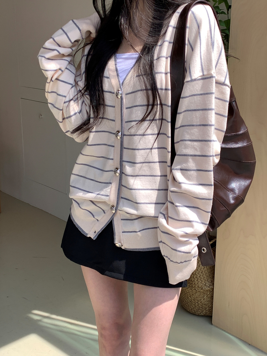 [제니룩💙] 오션 스트라이프 오버핏 가디건 상세 이미지 31