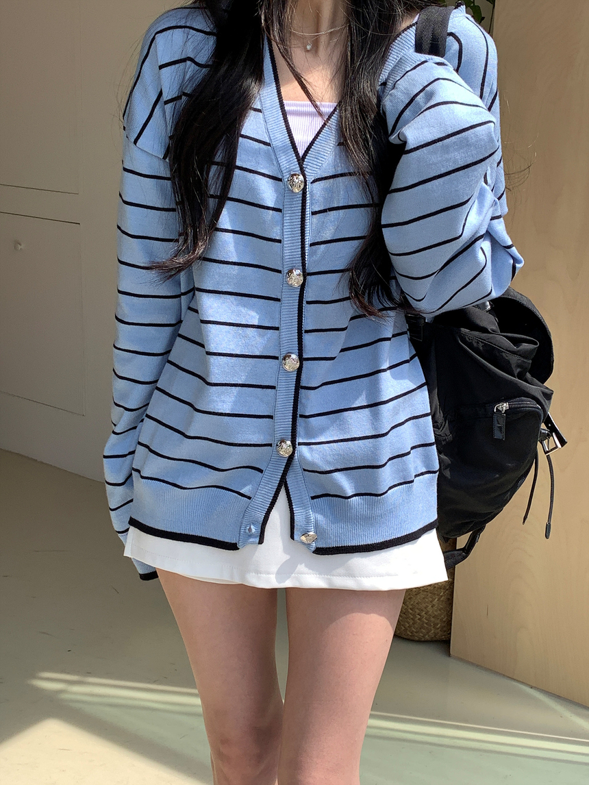 [제니룩💙] 오션 스트라이프 오버핏 가디건 상세 이미지 19