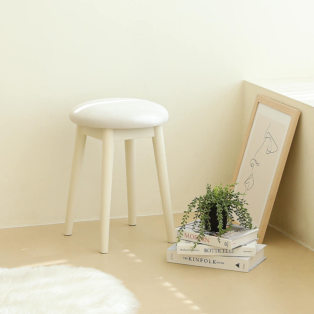 우디브 오닐 원형 원목 패브릭 다용도 디자인 화장대 스툴의자 화이트