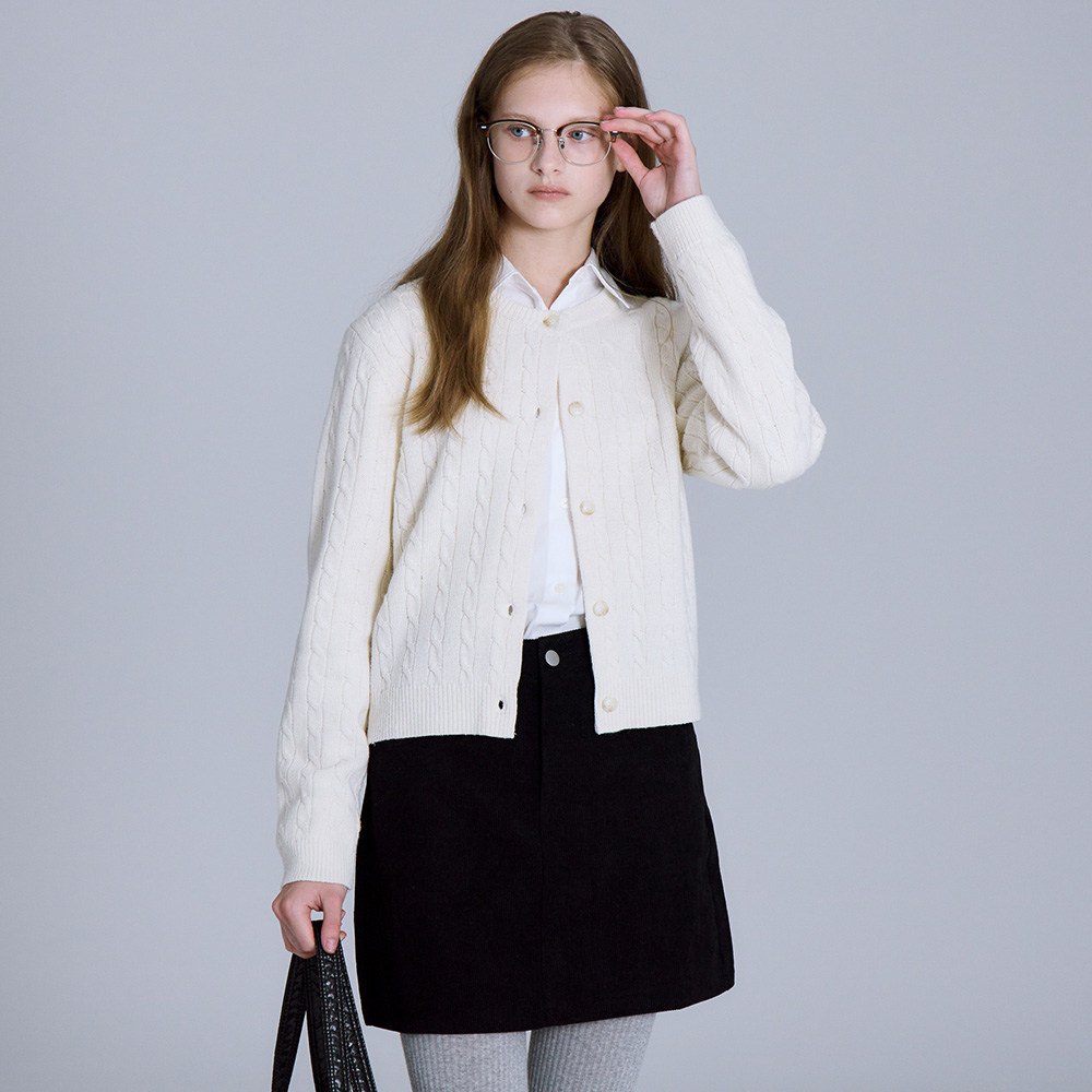 베이직하우스 여성 케이블 크롭 가디건