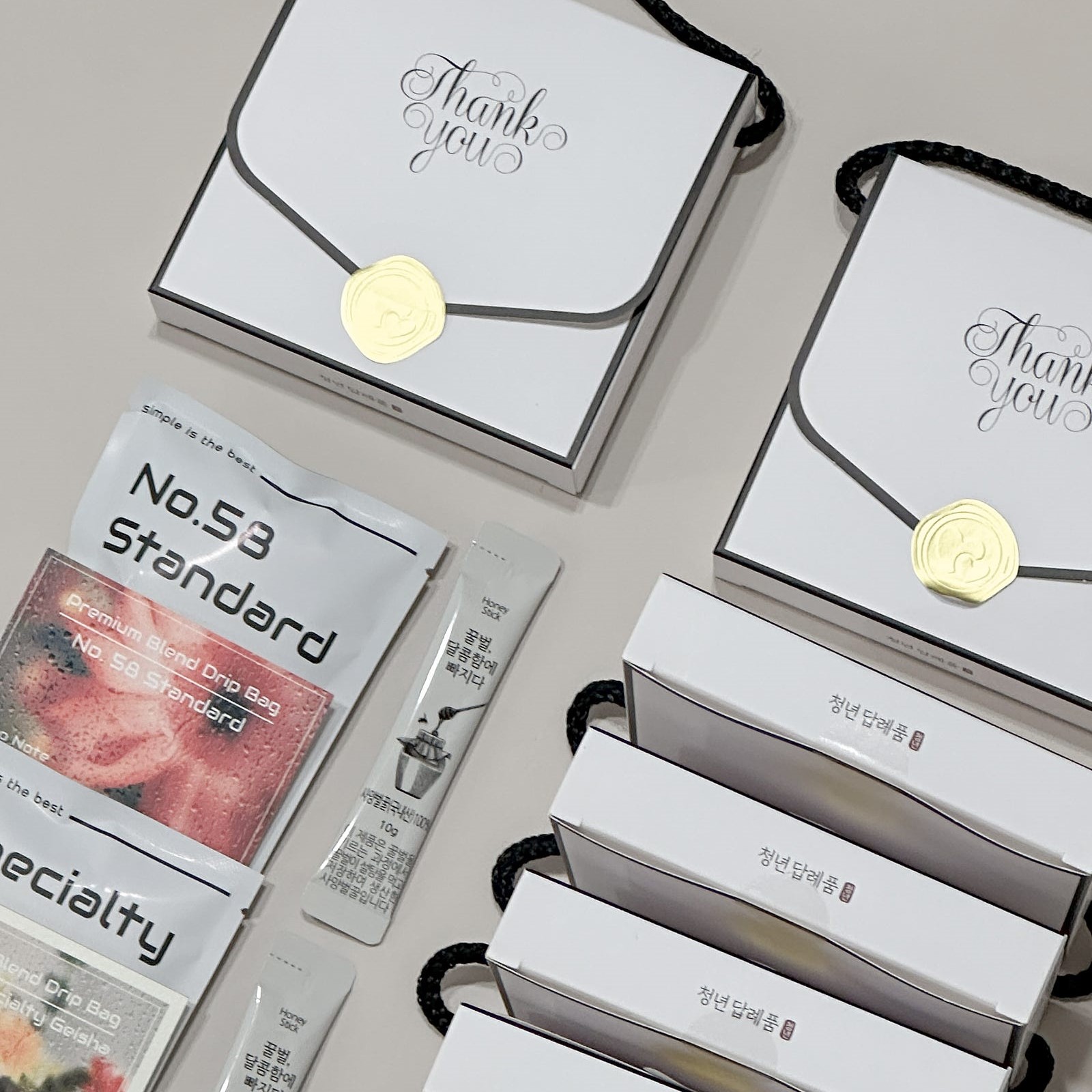 청년답례품 드립백 커피 스폐셜티 결혼식장 웨딩 돌잔치 기업 행사 승진 퇴사 더치