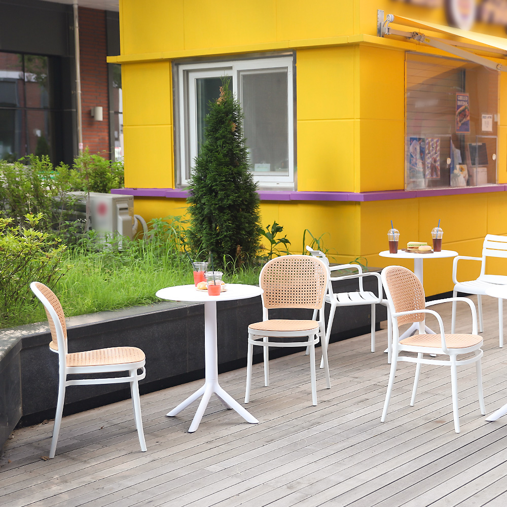 (2인세트)마엘 야외용 카페 테라스 정원 플라스틱 의자 테이블 세트 화이트