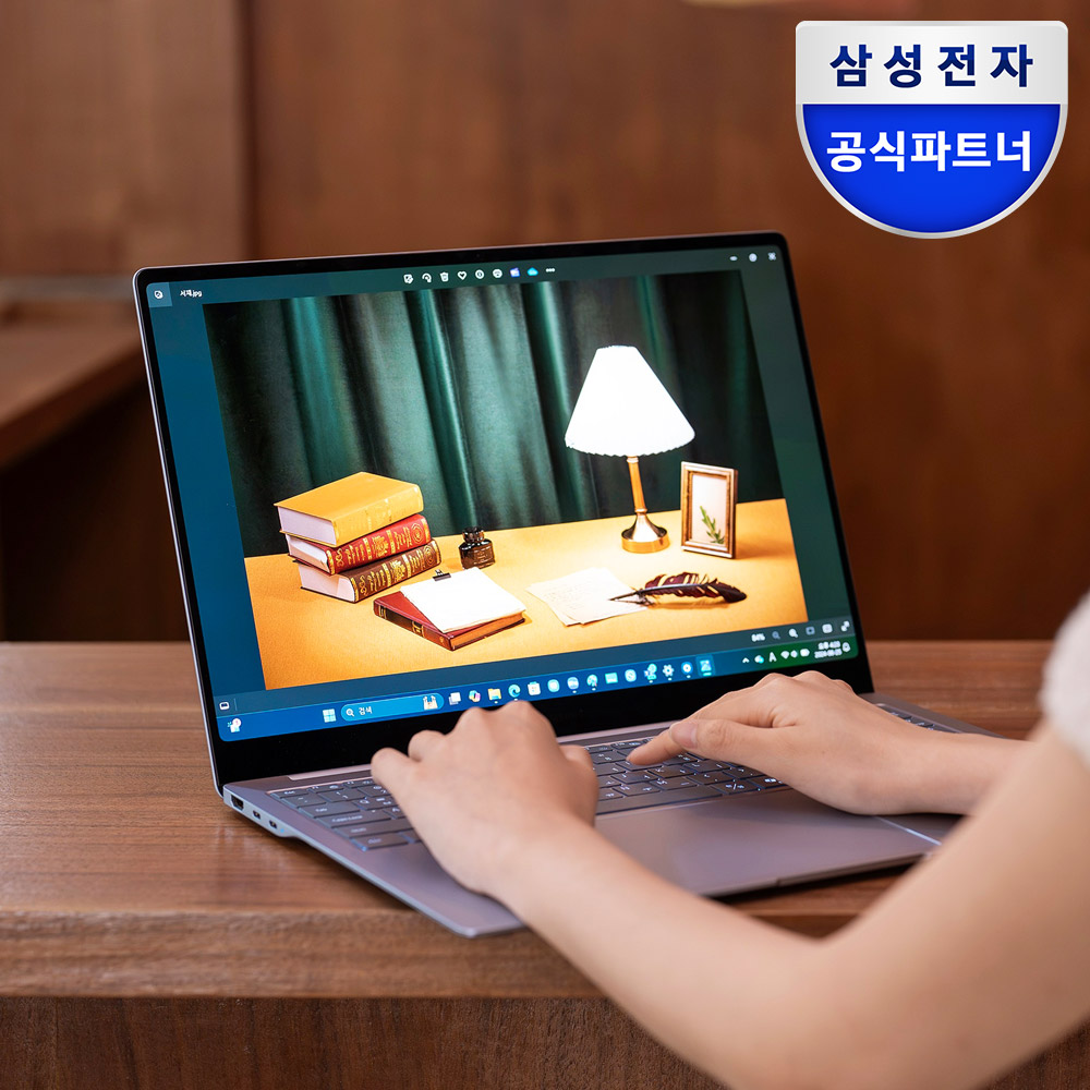 삼성전자 갤럭시북4 엣지 NT960XMA-K01A SSD512GB 사파이어블루 윈도우11 AI PC 16인치 대학생 직장인 코파일럿 - 메인 이미지