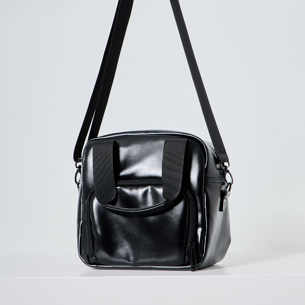 포퍼블릭 보냉 직장인 남자 가죽 도시락가방 이유식 보냉백 런치백 크로스백