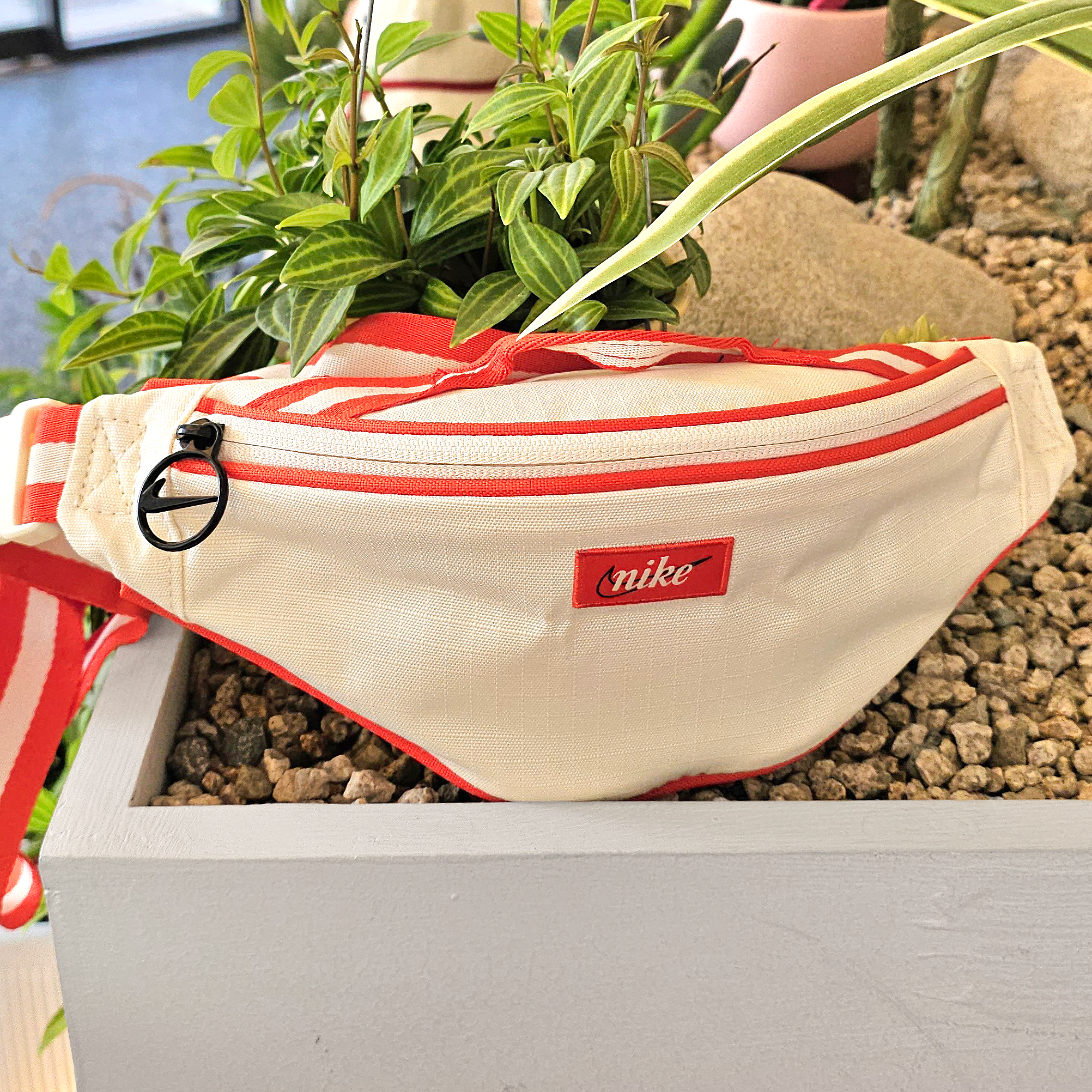 나이키 힙색 웨이스백 벨트백 페니백 여행용가방 DR6266-225