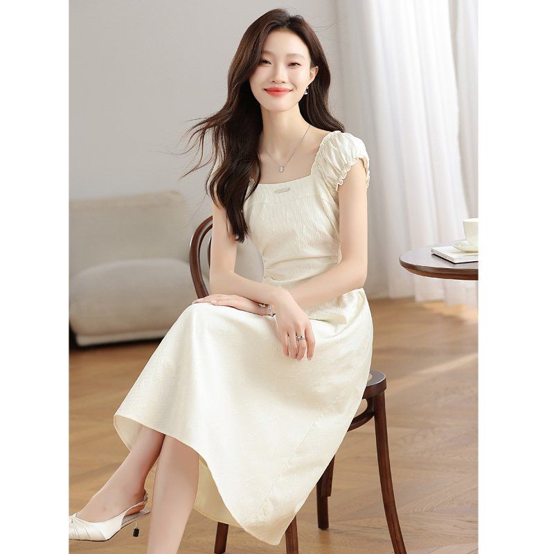 스퀘어넥 퍼프소매 셔링 롱 원피스 하이웨스트 A라인 봄 여름 하객룩 데이트룩 아이보리 - 상세 이미지 3