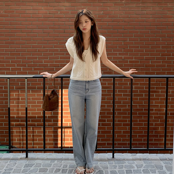 미렌 브이넥 꽈배기 세미 크롭 니트 베스트 vs474