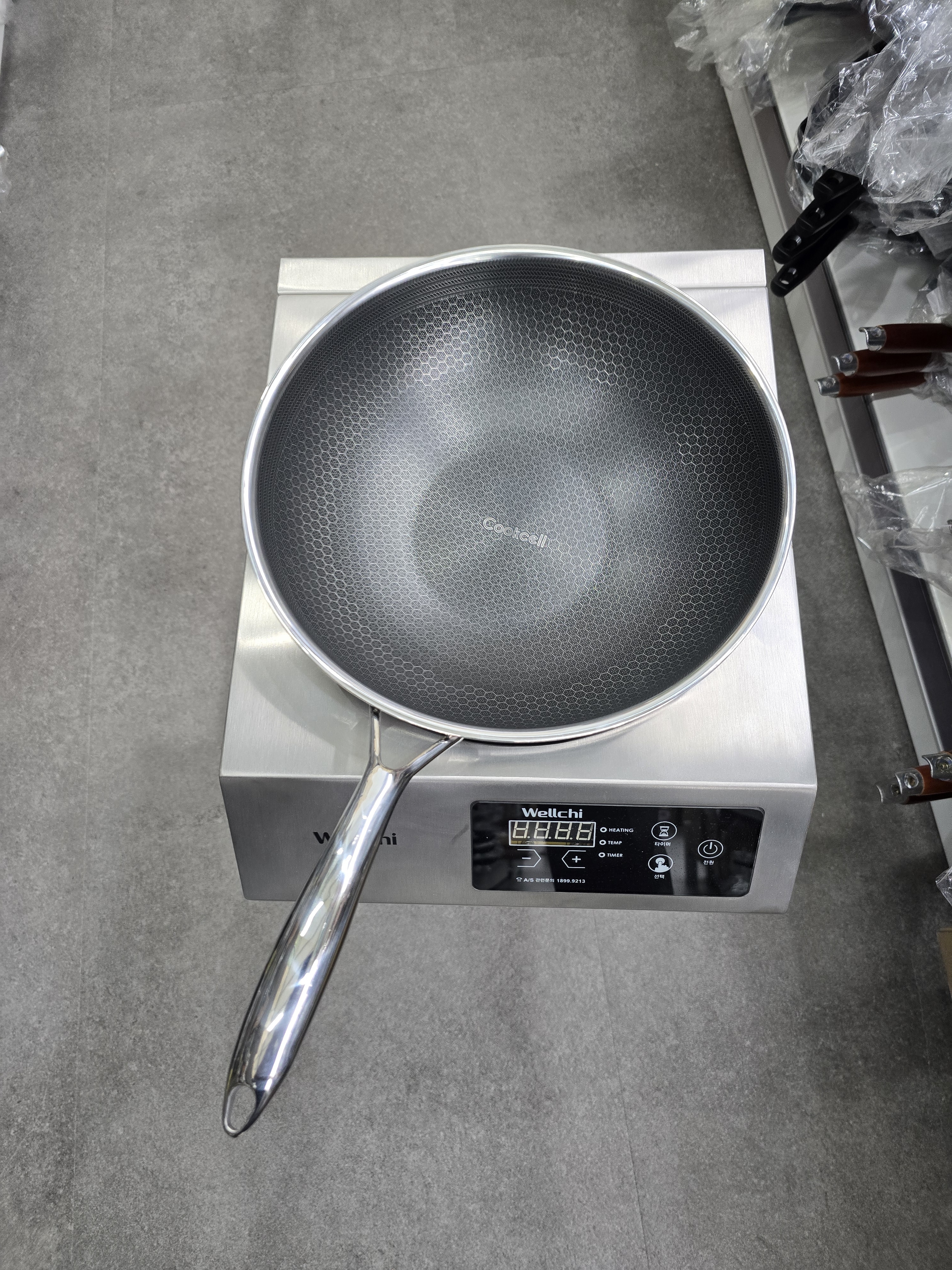 업소용인덕션 웍 1구 오목형 이동식 웰치 고화력 궁중 볶음 주방 KRI-C3600W+쿡셀팬