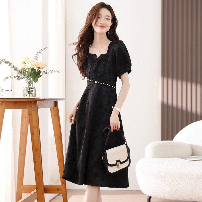 봄 여름 자카드 스퀘어넥 퍼프 반팔 진주 허리 미디 원피스 A라인 하객룩 블랙 아이보리 - 상세 이미지 3