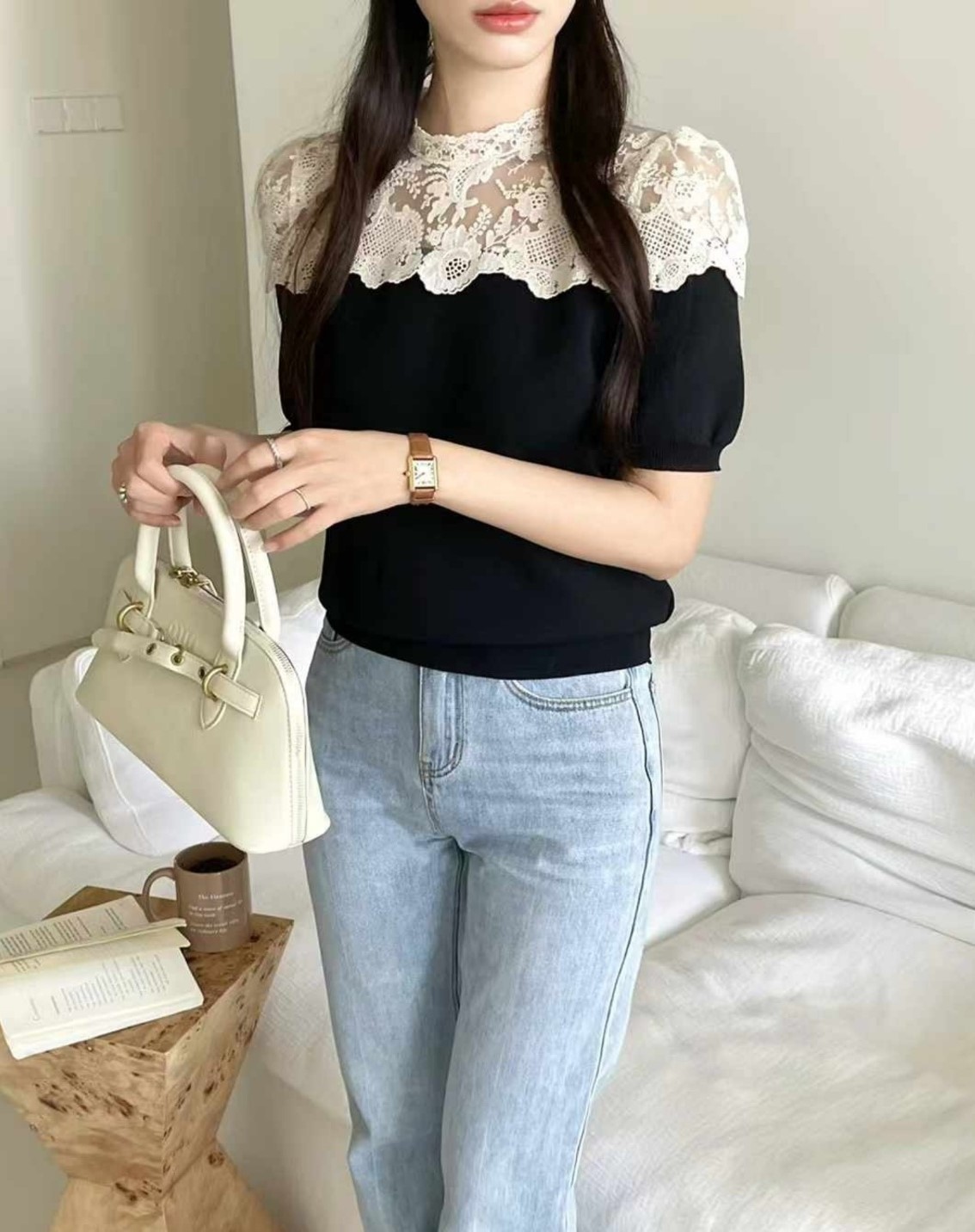 플라워자수 숄더시스루 반팔숏니트티 페미닌 레이스 망사 니트블라우스 페미닌 럭셔리룩 - 상세 이미지 5