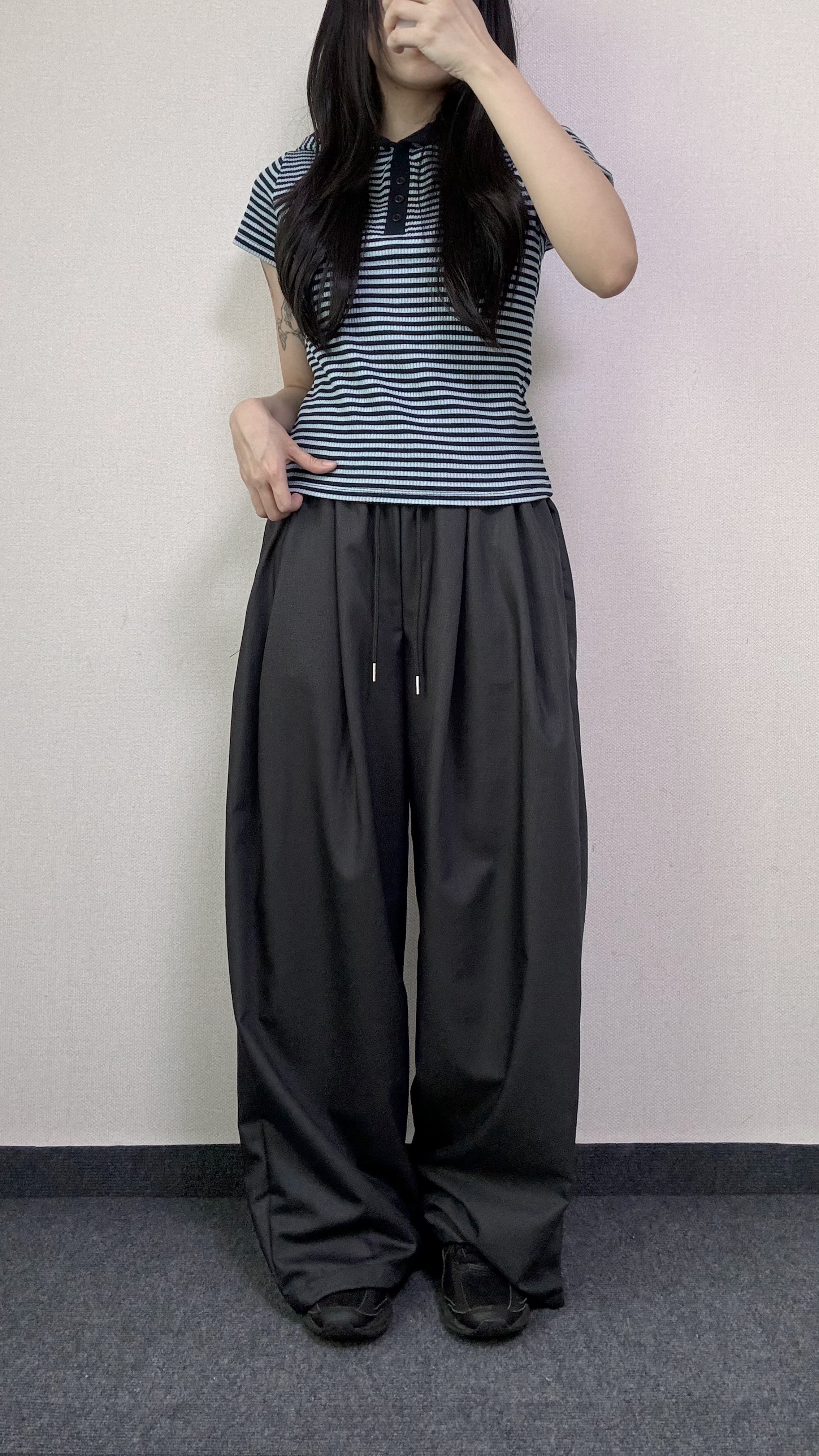 컴포 텐셀 핀턱 밴딩 슬랙스 [3Color] - 상세 이미지 4