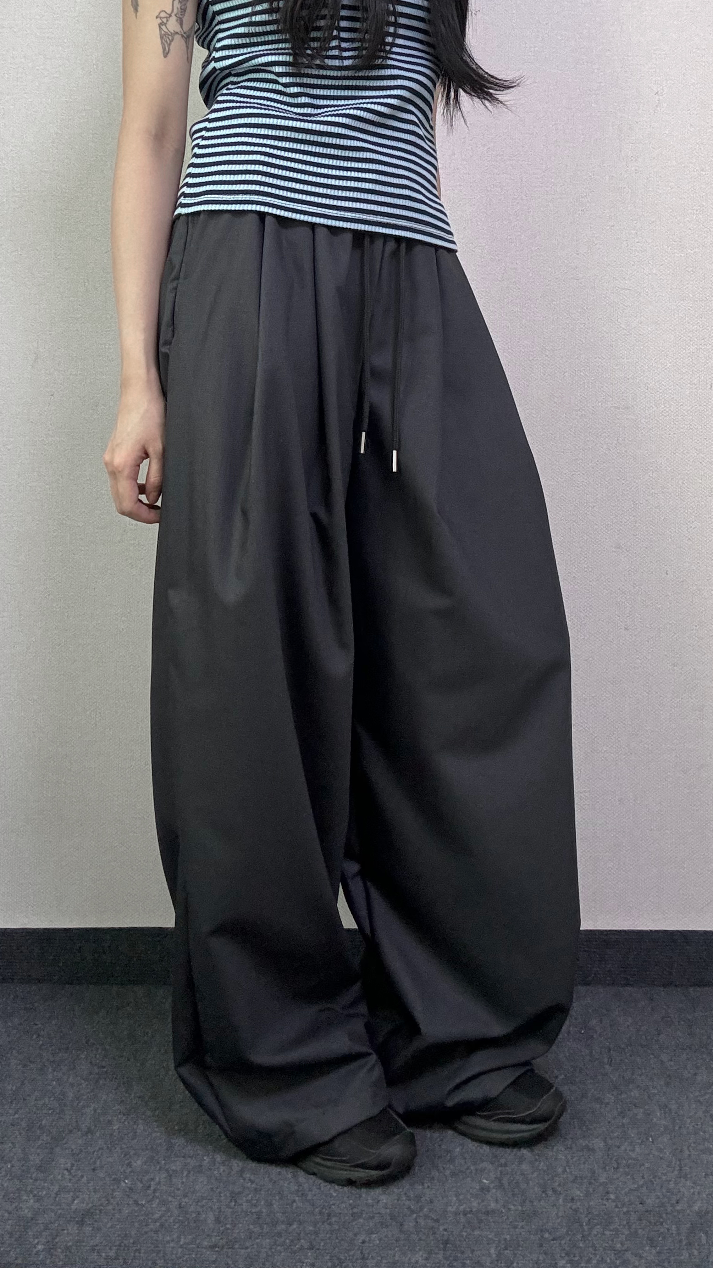 컴포 텐셀 핀턱 밴딩 슬랙스 [3Color] - 상세 이미지 2