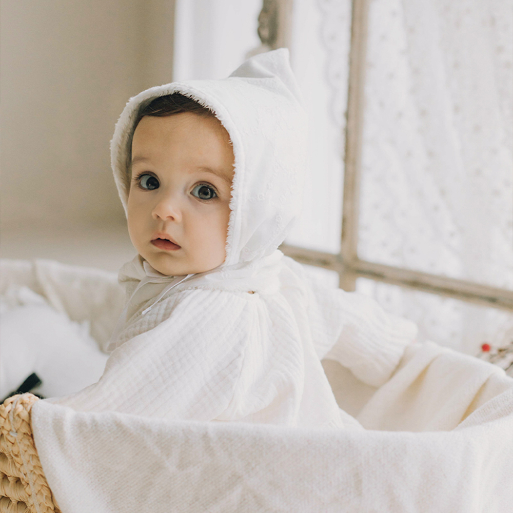 유럽풍 아기 용품 빌리 헤이즈 스노우빕/보넷 신생아 턱받이 모자 극세사 빕 침받이 이유식 받침 유아 모자