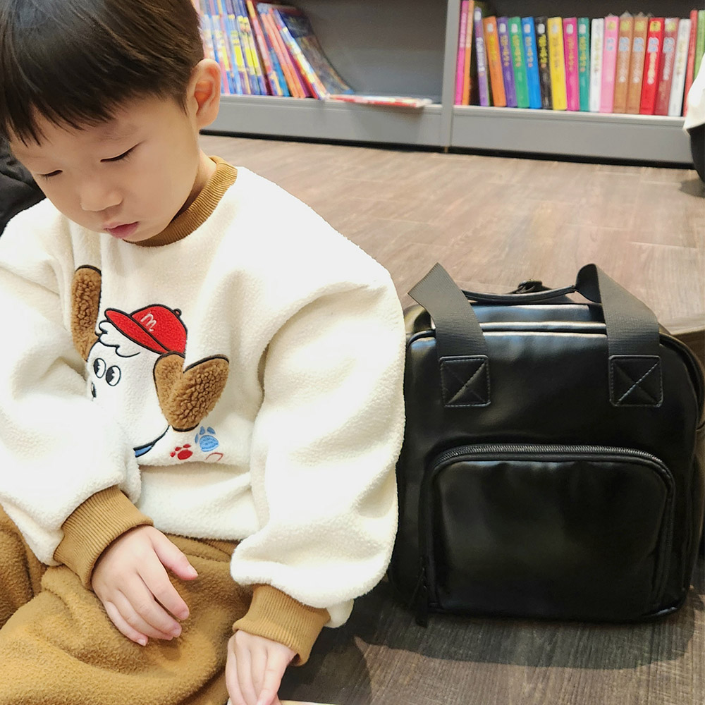 포퍼블릭 보냉 직장인 남자 가죽 도시락가방 이유식 보냉 런치백 크로스백