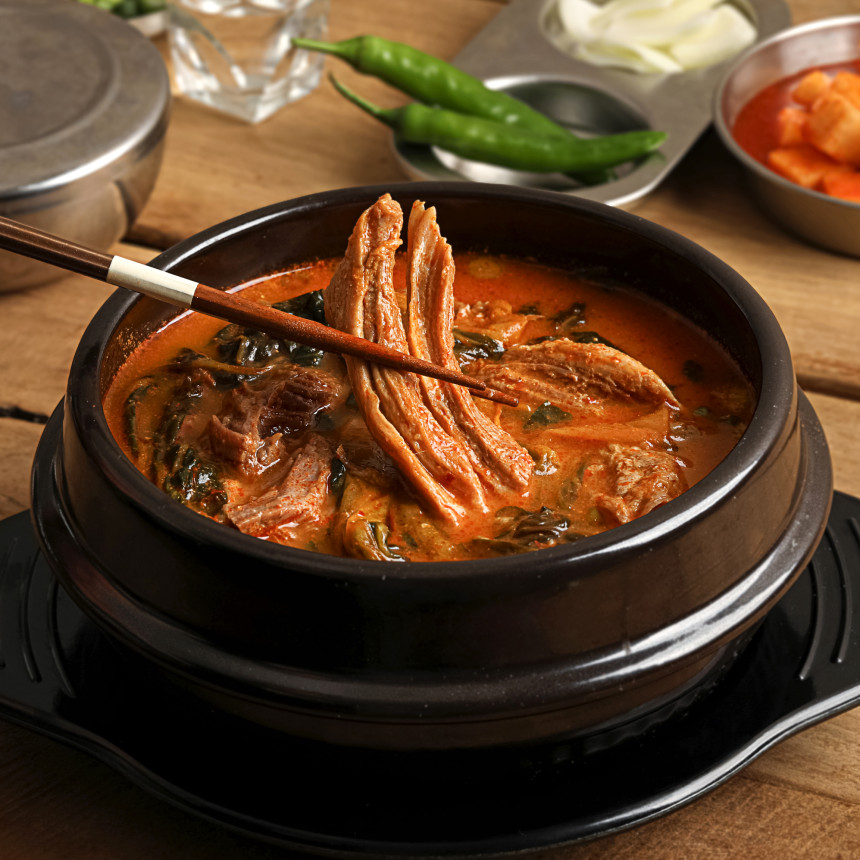 극소수 순살 뼈해장국 우거지 뼈없는 감자탕 1인분 국밥 간편 냉동 레토르트 시레기 캠핑 사진 2