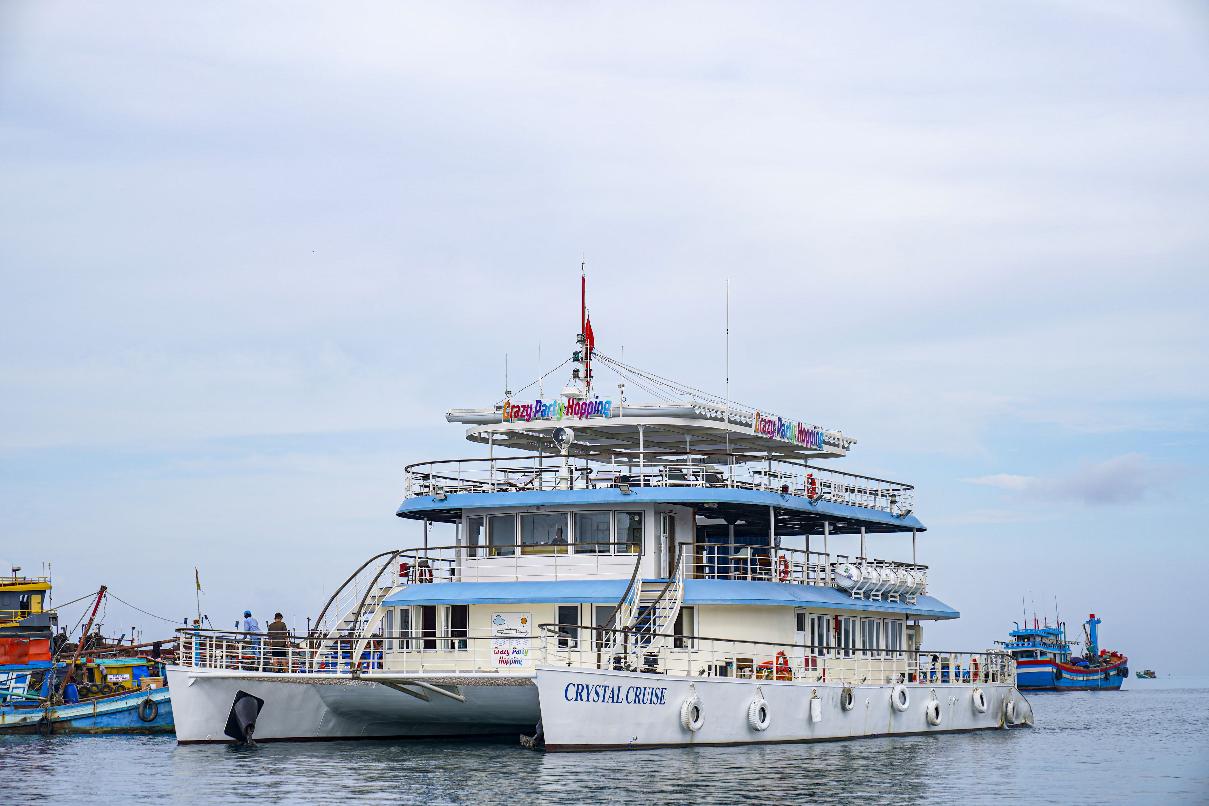 베트남 푸꾸옥 크레이지 파티 호핑투어 이미지 2