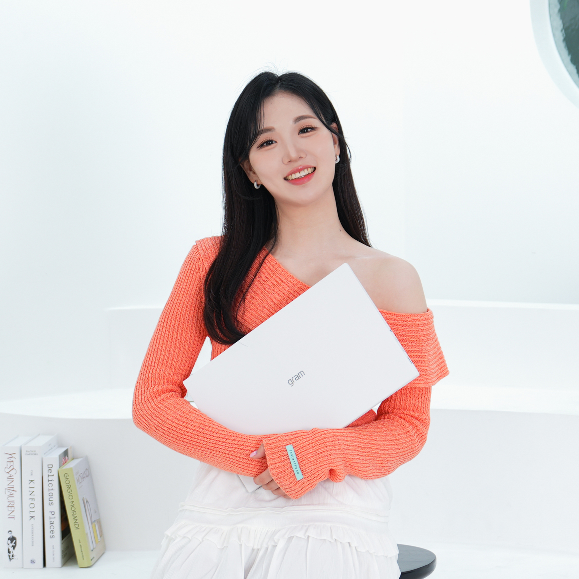 [넾다세일 최대 132만] LG그램 15ZD80T-GX76K AI 크라켄7 16GB 256GB 올데이 가벼운 노트북 - 상세 이미지 2