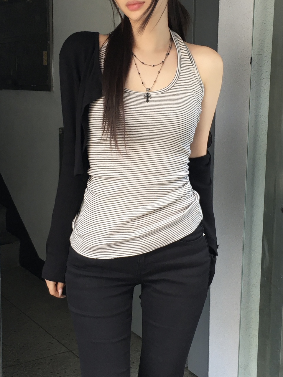스프링 펀칭 투버튼 크롭 가디건 (4color) 상세 이미지 22