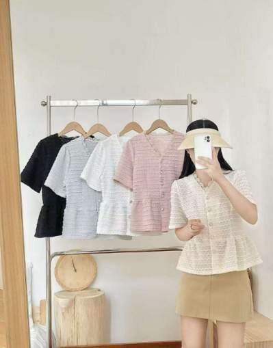 레이스브이넥 물결 페블럼 사방스판 자켓블라우스 여름 가벼운블라우스 오피스룩 여자여자몰 - 상세 이미지 2