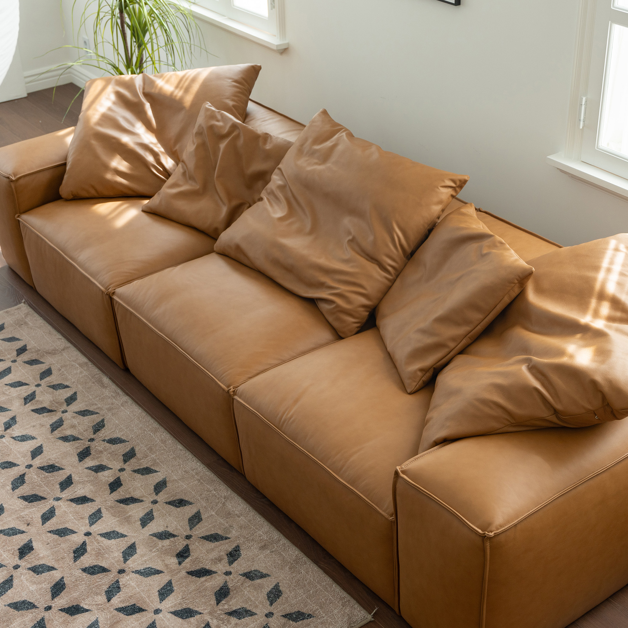 누보크 모듈형 풀그레인 베네토 세미 아닐린 전체 천연가죽 풀레더 소파