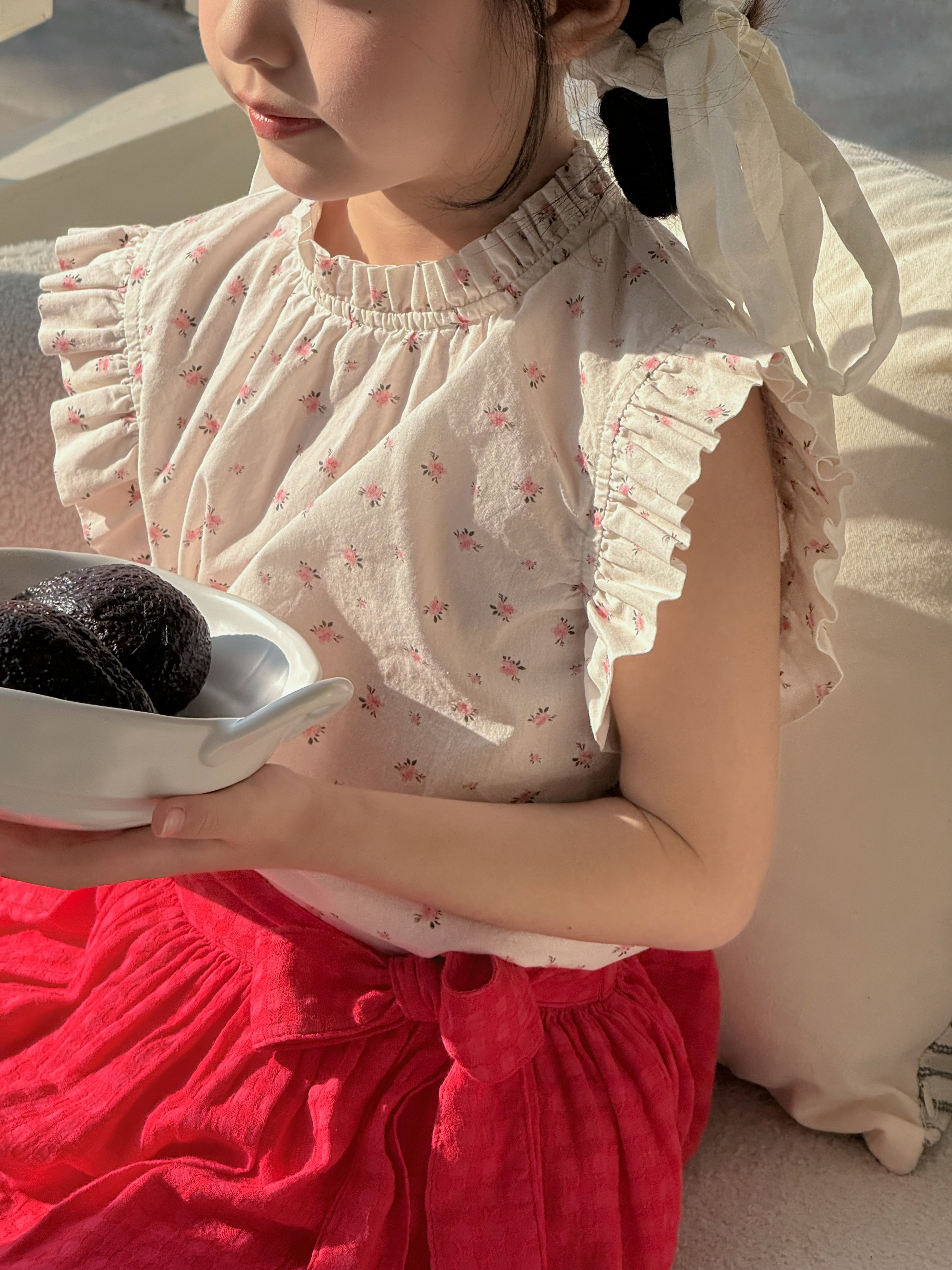 Irene's Closet 스탠드 러플 칼라 프릴 민소매 블라우스 유아 주니어 여름