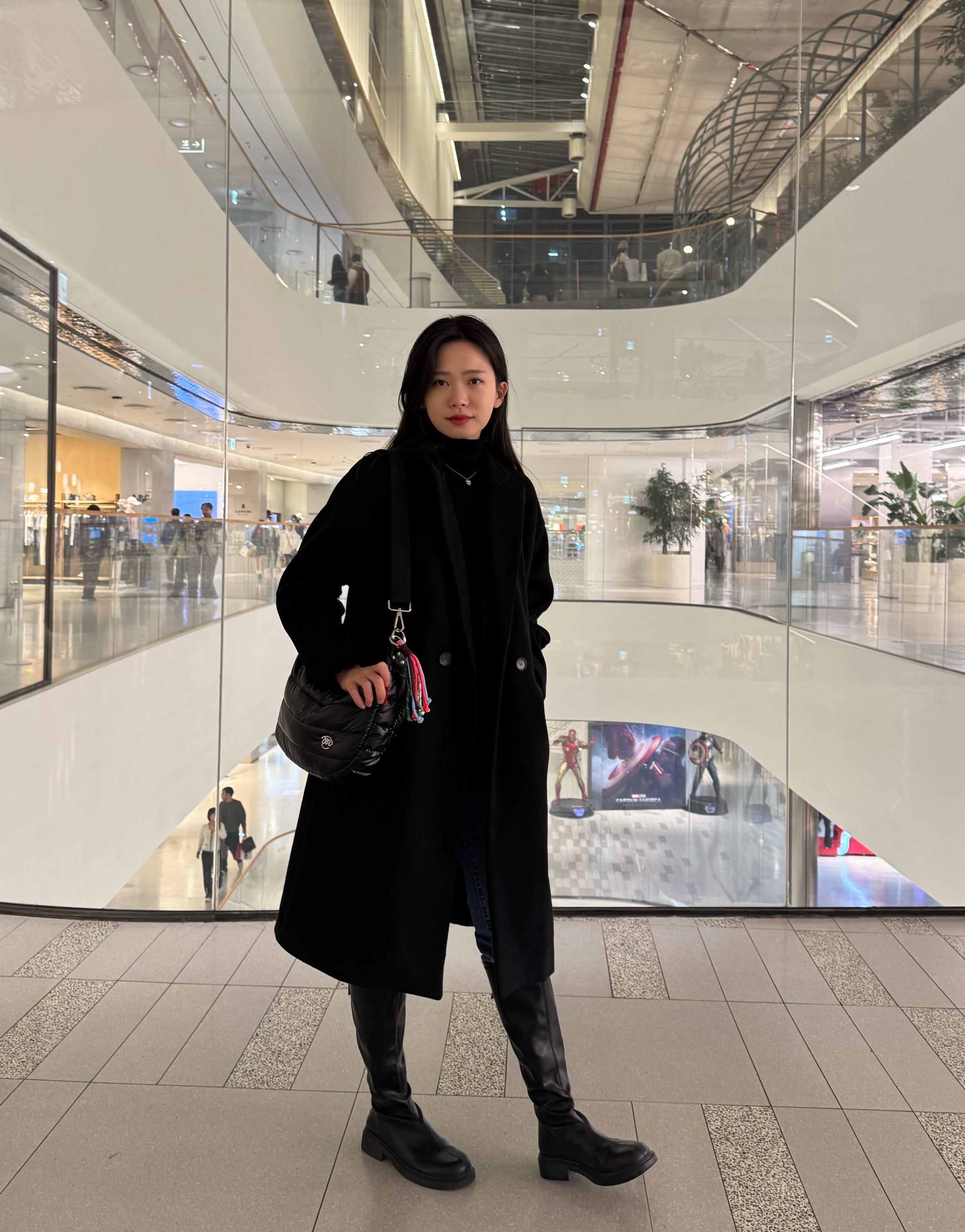 mddas 패딩 크로스백 퀼팅 반달 가벼운 보부상 유럽여행가방 크루와상백 나일론 겨울 - 상세 이미지 2