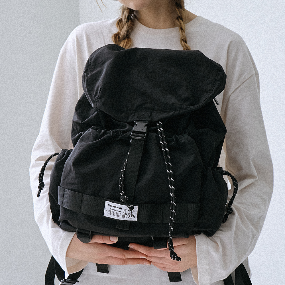 [비아모노] 트루비 스트링 럭색 여행용 보부상 확장형 나일론 백팩 블랙
