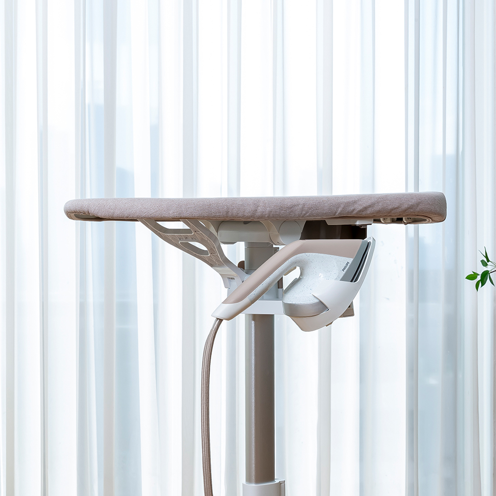 필립스 올인원 스탠드 스팀다리미 6000 시리즈 AIS6010/10 + 보풀제거기