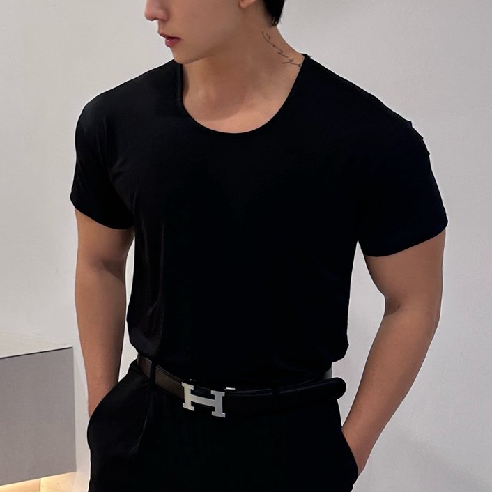 남자유넥반팔 머슬핏반팔 U넥머슬핏 - 상품 이미지