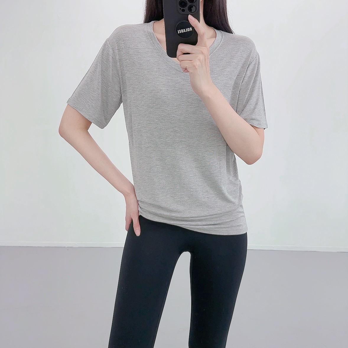 여성 반팔티 이너 티셔츠 빅사이즈 레이어드 롱 무지 브이넥 - 상세 이미지 5
