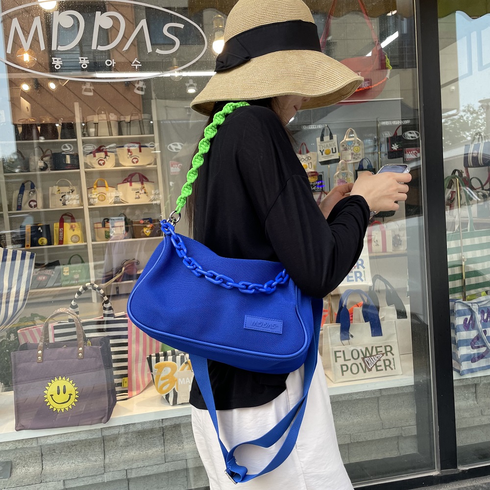 므떼 여성 크로스백 여행용 보부상 가벼운 유럽여행가방 핸드폰 크로스 나일론 미니 백