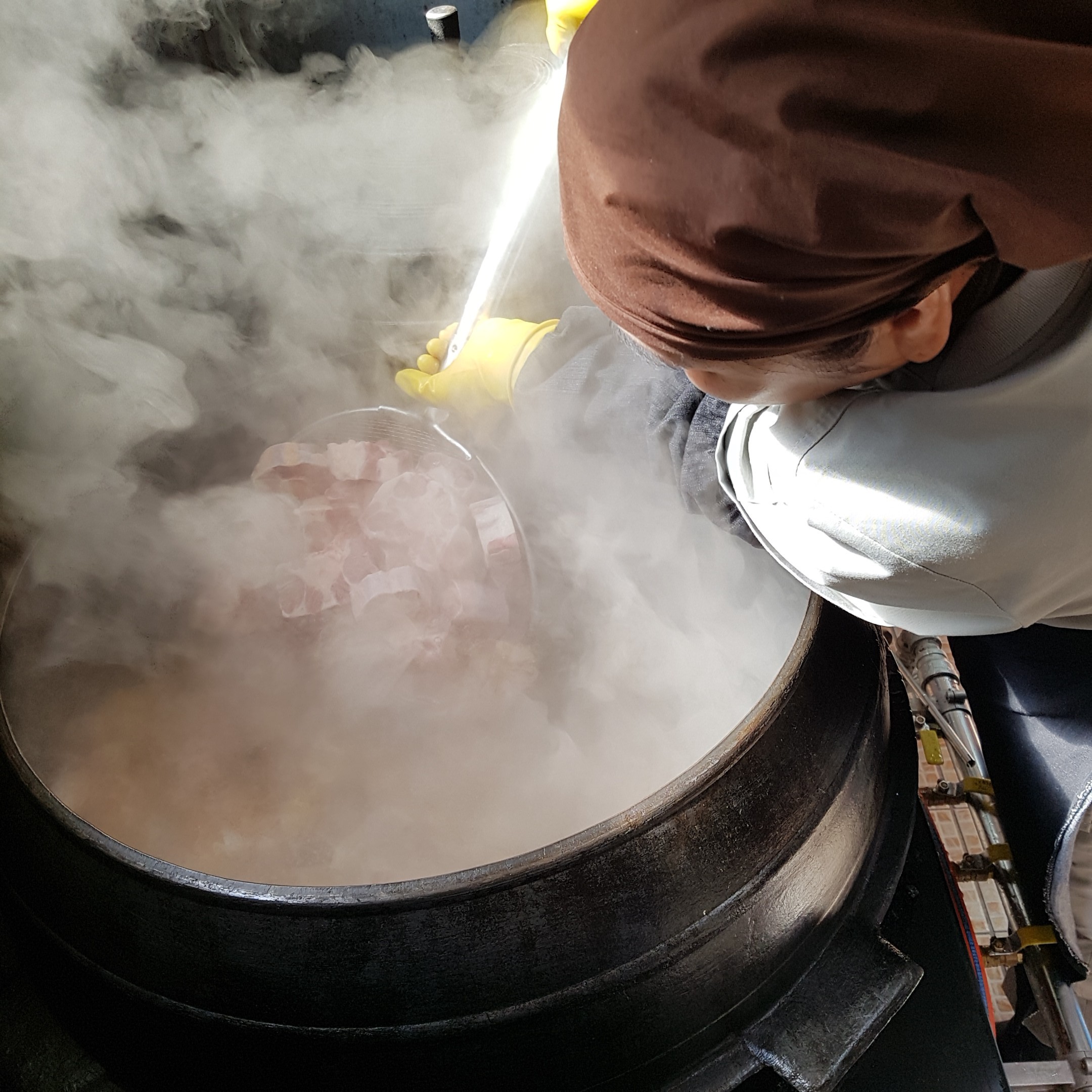 옥순할매곰집 한우 곰탕 320g 사골곰탕 곰국 사골국 건강식사 밀키트 - 상세 이미지 2