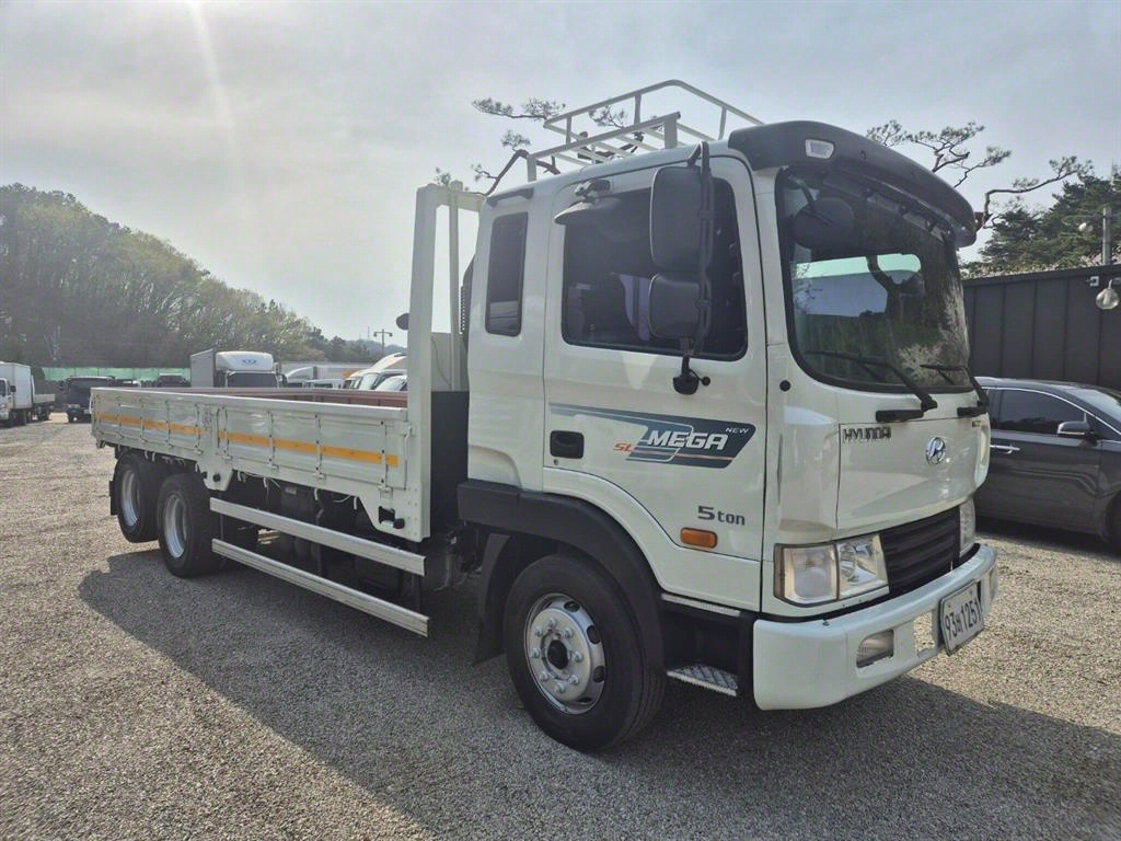 메가트럭 270 카고 7.5톤 수동 : 아이트럭ITRUCK