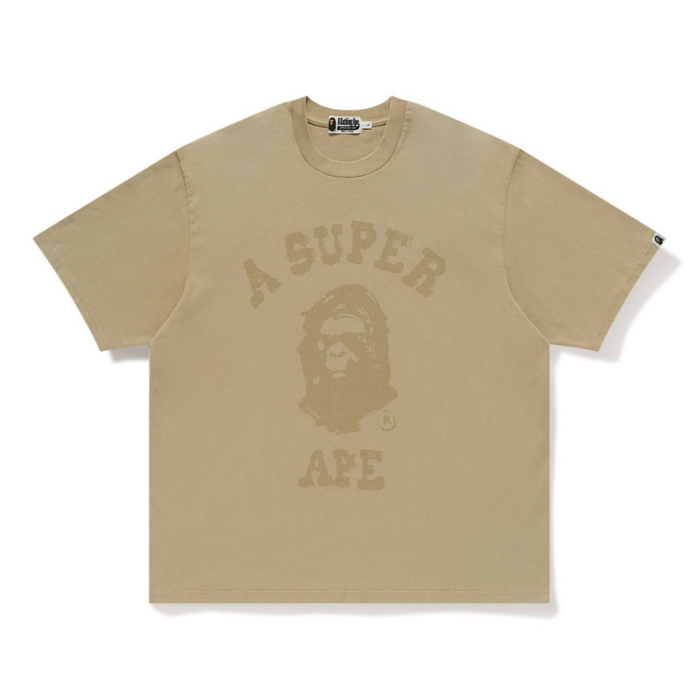 베이프 X KIDSUPER 반팔티 GARMENT DYE COLLEGE LOGO TEE 4월 신상 1L23-109-909 - 메인 이미지