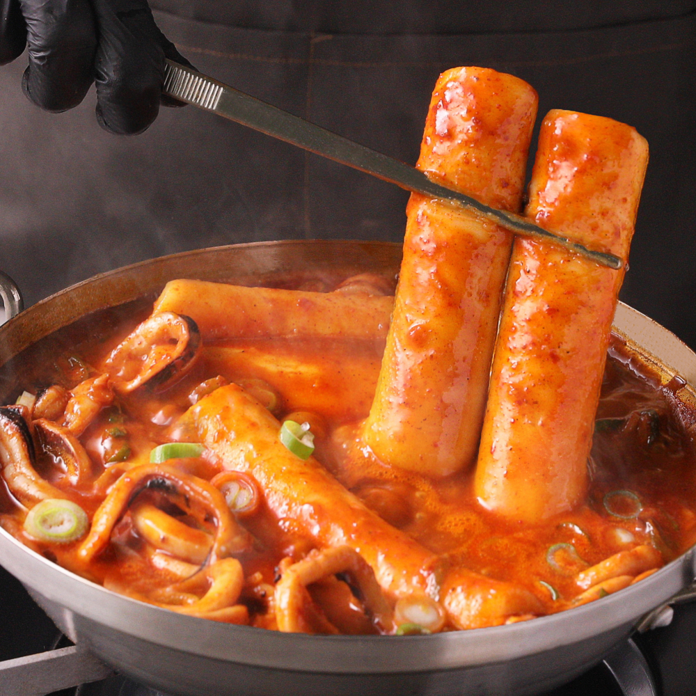 [푸딩팩토리] 푸딩프렙 오징어짬뽕 가래떡떡볶이 680g 1팩+1팩 특제 오짬떡 소스와 통통한 가래떡의 조화 - 상세 이미지 2